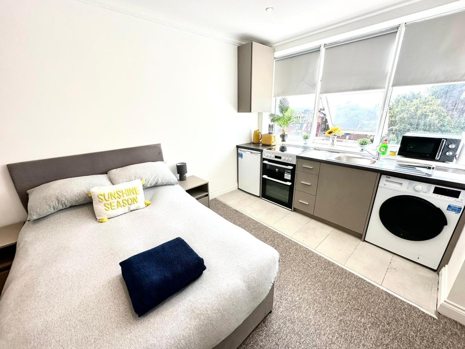Sunny Modern, Private Apartment,15 Mins To Central London Hendon Exterior photo